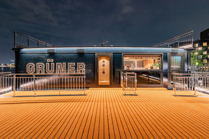 a ship Solara photoshoot 2025 Gruner exterior RKW10020 Edit apt low res
